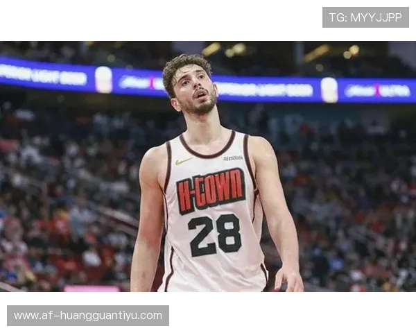 申京利用挡拆制造内线错位提升篮下得分效率对比新秀表现明显提升