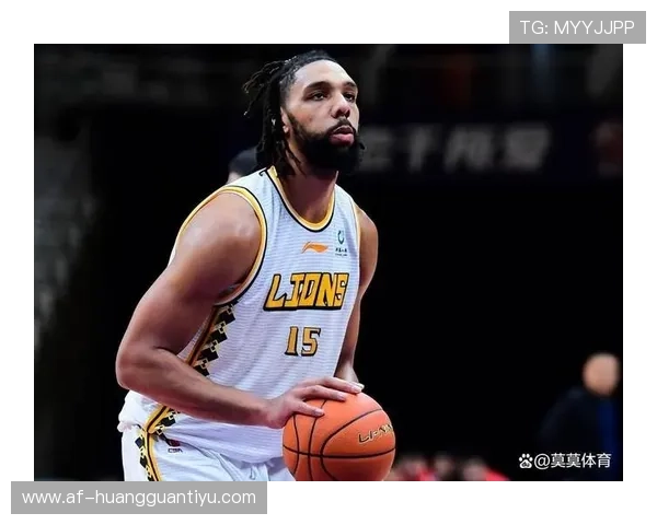 奥卡福低位强打效率提升，改变球队内线进攻结构