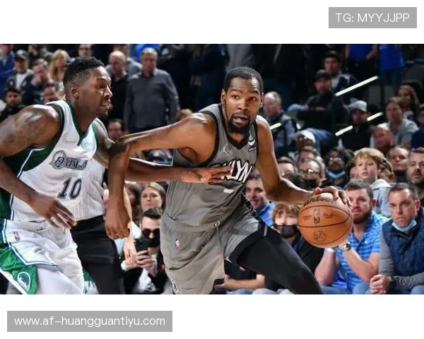 纳什无球跑动改变防守布局，提升太阳进攻效率